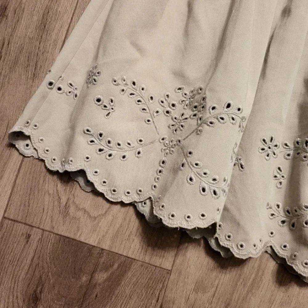 Red Valentino Lace Flowy Mini Skirt Tan Size 42 ITALY 4 US